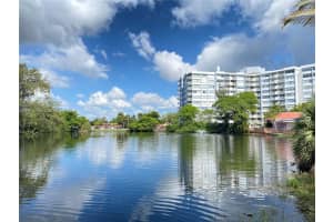 1300 Ne Miami Gardens Dr 701e Miami, FL 33179 - MLS#A11970790