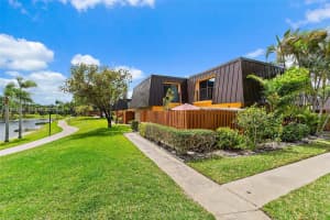 5830 Se Windsong Ln 206 Stuart, FL 34997 - MLS#A11970839