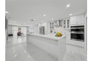 4712 Sheridan St 6 Hollywood, FL 33021 - MLS#A11970871