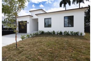 1494 Ne 117th St Miami, FL 33161 - MLS#A11970879