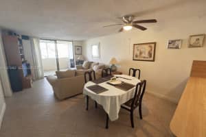 6800 Cypress Rd 207 Plantation, FL 33317 - MLS#A11970882