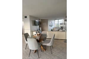 6911 Environ Blvd 8l Lauderhill, FL 33319 - MLS#A11970905