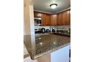 1230 W 54th St APT 211A, Hialeah, FL 33012, - MLS#A11971017