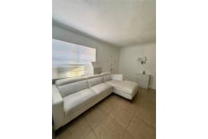 1230 W 54th St APT 211A, Hialeah, FL 33012, - MLS#A11971017