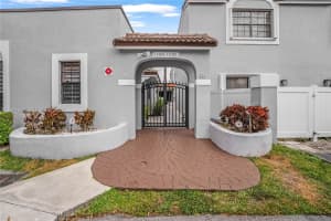 11625 Nw 11th St 11625 Pembroke Pines, FL 33026 - MLS#A11971083