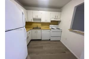 16851 Ne 23rd Ave A105 North Miami Beach, FL 33160 - MLS#A11971085