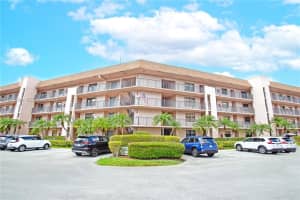 10207 Sunrise Lakes Blvd 204 Sunrise, FL 33322 - MLS#A11971095