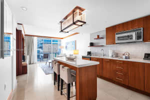 6801 S Collins Ave 611 Miami Beach, FL 33141 - MLS#A11971103