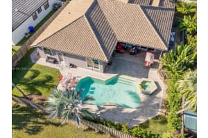 2221 Nw 129th Ter Pembroke Pines, FL 33028 - MLS#A11971109