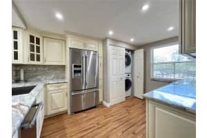 7340 Lake Cir Dr 207 Margate, FL 33063 - MLS#A11971112