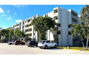 10000 Nw 80th Ct 2559 Hialeah Gardens, FL 33016 - MLS#A11971119