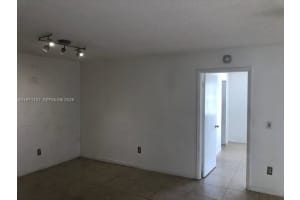 8260 Sw 210th St 210, Cutler Bay