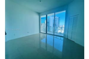 300 S Biscayne Blvd Ph-3907 Miami, FL 33131 - MLS#A11971152