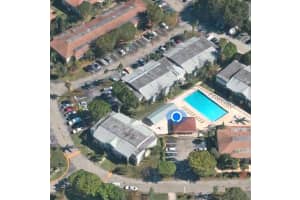 811 NE 199th St Apt 202-33, Miami, FL 33179, - MLS#A11971155