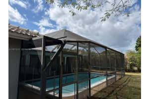 8475 Nw 2nd Mnr Coral Springs, FL 33071 - MLS#A11971211