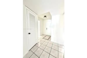 1201 NE 191st St G212, Miami, FL 33179, - MLS#A11971217