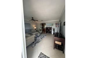 6805 Nw 75th St Tamarac, FL 33321 - MLS#A11971240