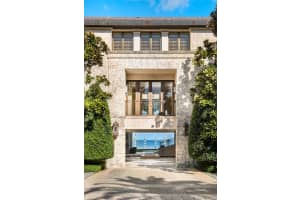 10 Tahiti Beach Island Rd Coral Gables, FL 33143 - MLS#A11971257