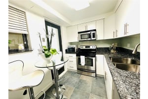 301 Golden Isles Dr (avail May,1) 114 Hallandale Beach, FL 33009 - MLS#A11971279