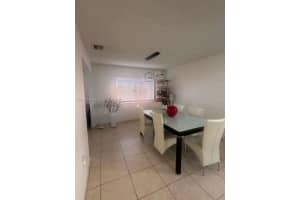 10863 Nw 53 Ln Doral, FL 33178 - MLS#A11971296