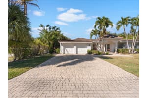 2833 Ne 22nd St Fort Lauderdale, FL 33305 - MLS#A11971306