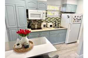 399 Nw 72nd Ave 210 Miami, FL 33126 - MLS#A11971344