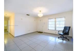 MLS# A11971347, Hollywood, Florida 33024