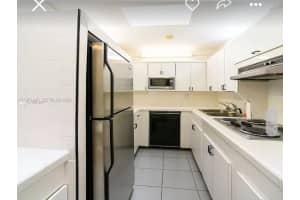 MLS# A11971347, Hollywood, Florida 33024