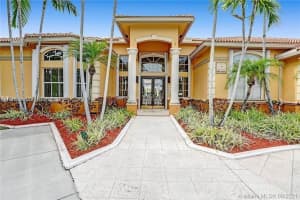 9640 Nw 2nd St 5-105 Pembroke Pines, FL 33024 - MLS#A11971349