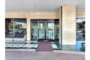 10101 Collins Ave , Bal Harbour, FL 33154 - MLS#A11971358