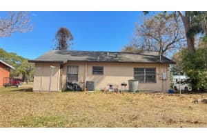 805 N 27th St Fort Pierce, FL 34947 - MLS#A11971390