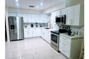 7750 Nw 42nd St Davie, FL 33024 - MLS#A11971430