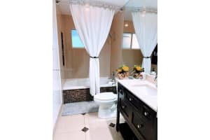 7750 Nw 42nd St Davie, FL 33024 - MLS#A11971430