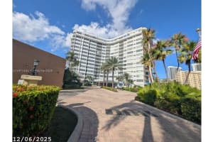 100 Golden Isles Dr Ph9, Hallandale Beach