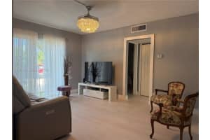 5270 Ne 6th Ave E29 Oakland Park, FL 33334 - MLS#A11971476