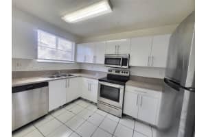 410 Nw 114 Av 12-107 Miami, FL 33172 - MLS#A11971479