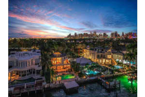 279 N Hibiscus Dr Miami Beach, FL 33139 - MLS#A11971489