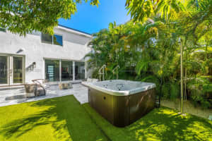 3166 Royal Palm Ave , Miami Beach, FL 33140 - MLS#A11971513