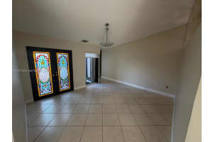 8886 Sw 6th St 8886 Miami, FL 33174 - MLS#A11971516