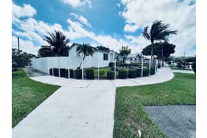 18501 Sw 115th Ave Miami, FL 33157 - MLS#A11971518
