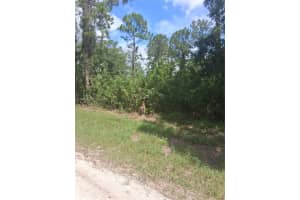 913 Abbey St E Lehigh Acres, FL 33974 - MLS#A11971544