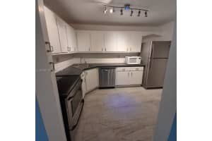 2750 Ne 183rd St 1912, Aventura