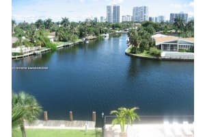 301 Golden Isles Dr 302 Hallandale Beach, FL 33009 - MLS#A11971608