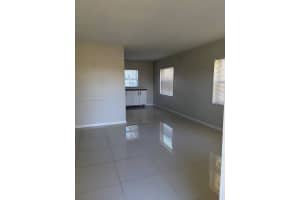 35 13th St , Fort Lauderdale, FL 33304 - MLS#A11971609