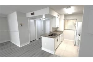 2831 N Oakland Forest Dr 112 Oakland Park, FL 33309 - MLS#A11971624