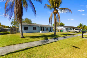 14264 Sw 109th Ct Miami, FL 33176 - MLS#A11971635