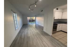 5102 Nw 79th Ave 105 Doral, FL 33166 - MLS#A11971639