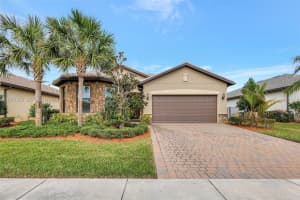 727 Se Boboli Way, Port Saint Lucie