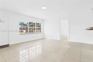 11 NE 21st St, Pompano Beach, FL 33060, Sold 04/02/26