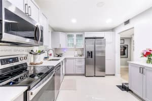 601 Ives Dairy Rd 00 Miami, FL 33179 - MLS#A11971671